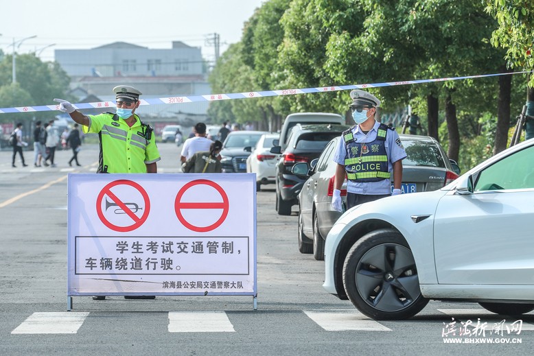 县公安局保障高考顺利进行