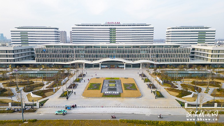 新建成投用的县人民医院