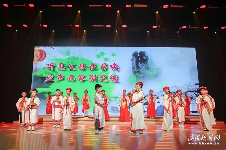 我县各地举办丰富多彩的活动迎接“六一”国际儿童节